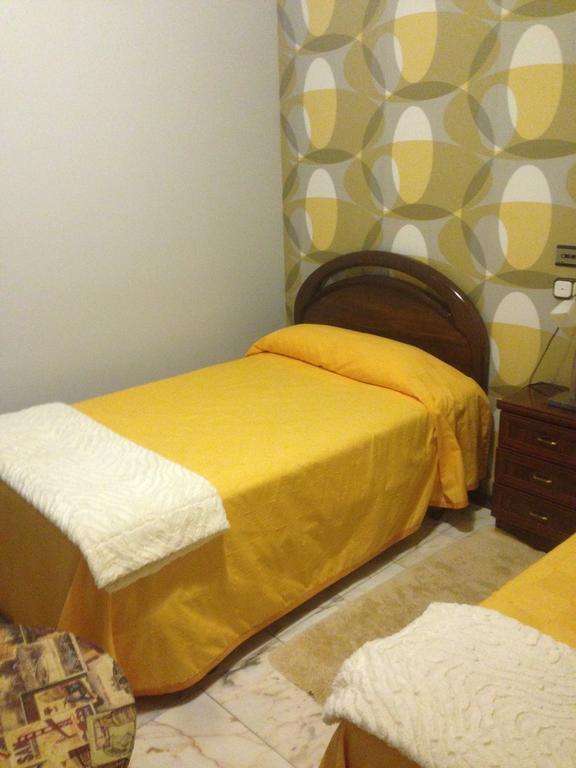 Hostal Salones Victoria Santa Marina del Rey Bagian luar foto
